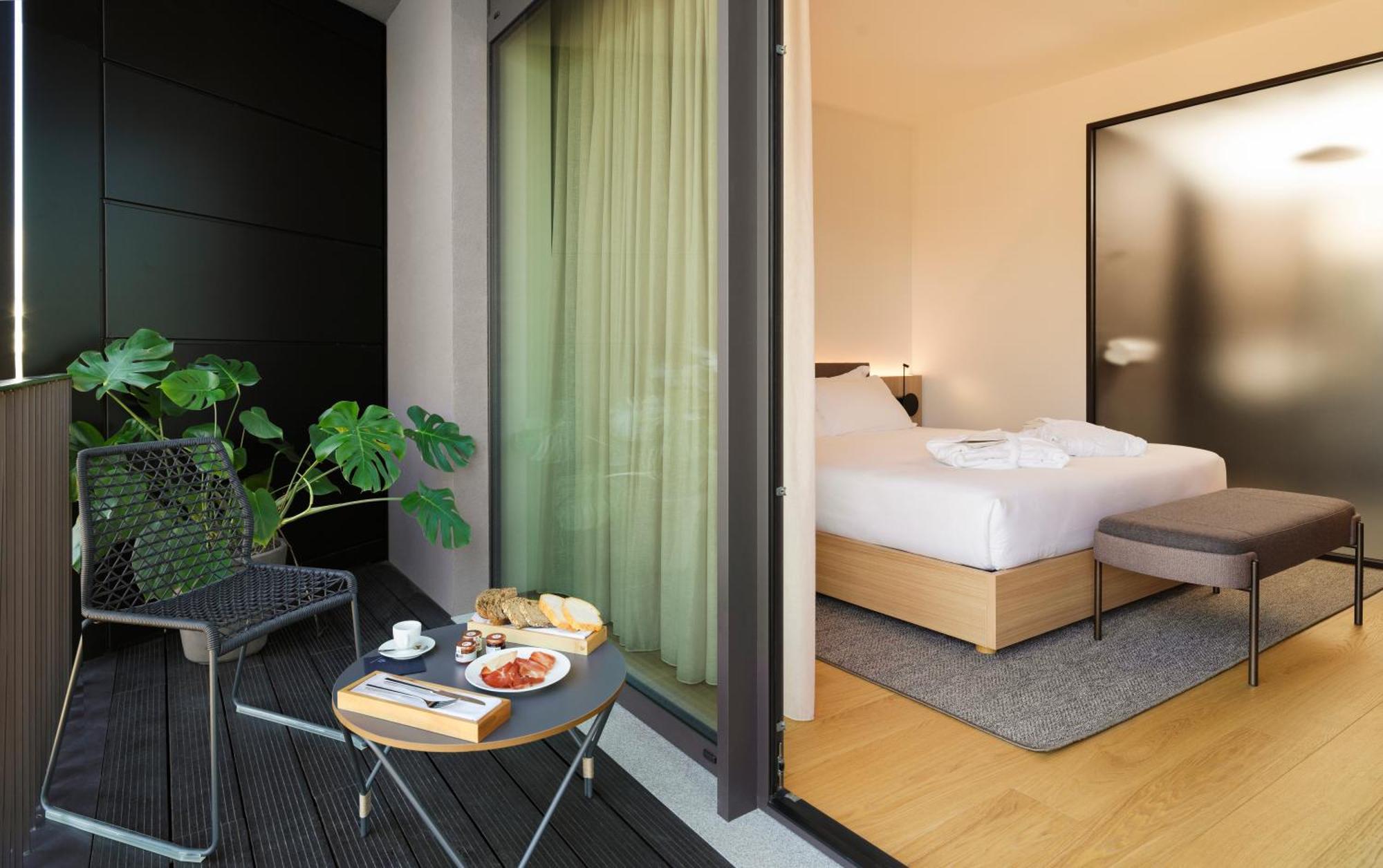 Le Fucine Hotel Buttrio Bagian luar foto