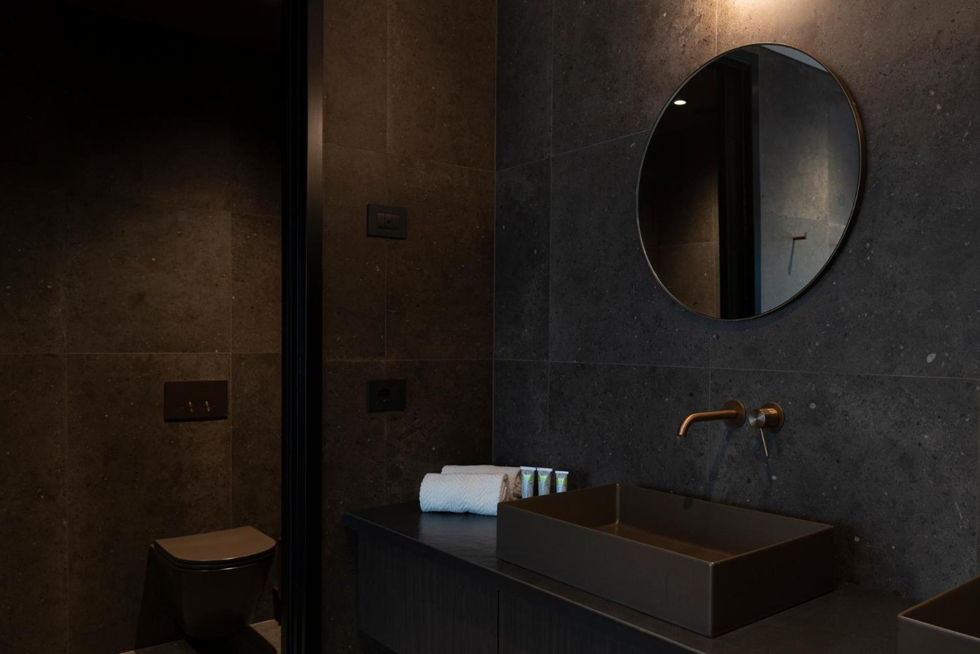 Le Fucine Hotel Buttrio Bagian luar foto