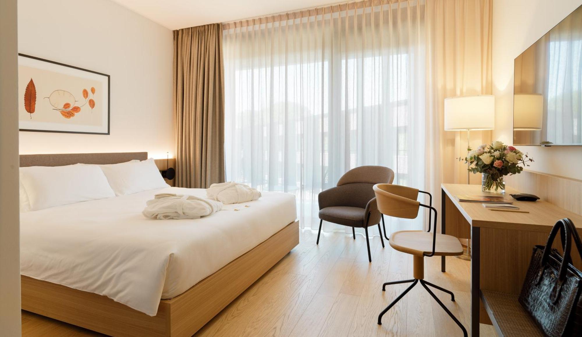 Le Fucine Hotel Buttrio Bagian luar foto