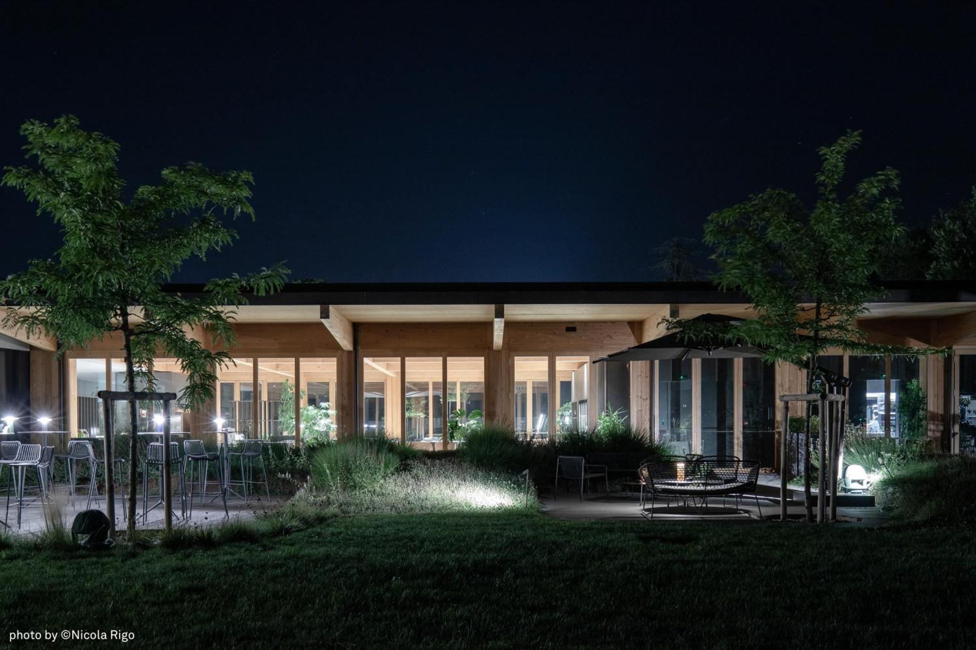 Le Fucine Hotel Buttrio Bagian luar foto